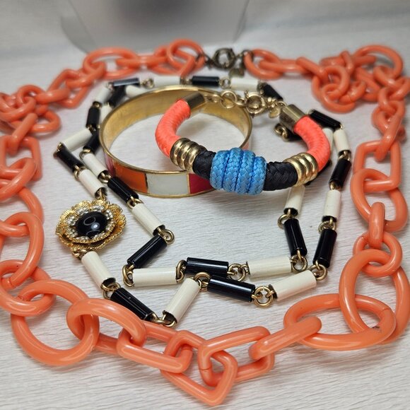 J Crew Jewelry Lot 2 Necklaces 2 Bracelets Black Orange Coral Cream - Picture 1 of 12